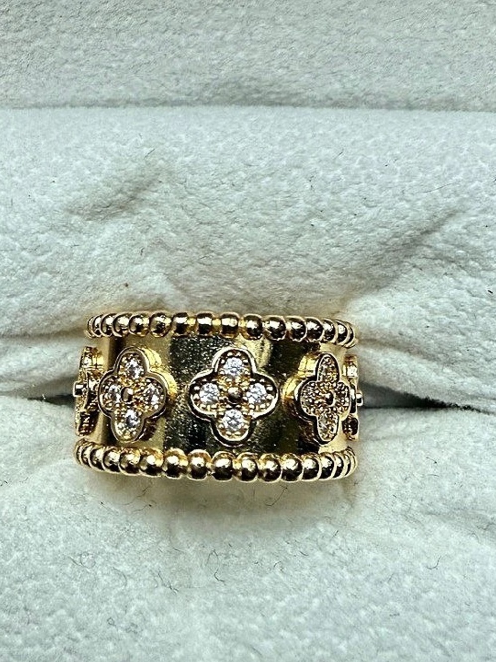 Gold-Tone Floral Ring Like New